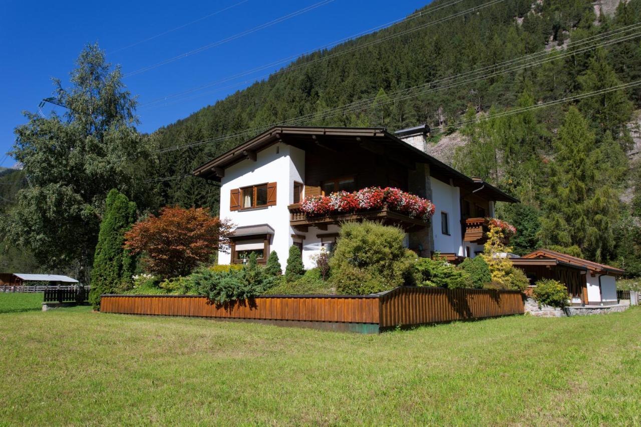 Landhaus Zauser Σανκτ Αντόν αμ Άλμπεργκ Εξωτερικό φωτογραφία